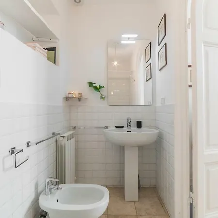 Canonica 16 度假居 *