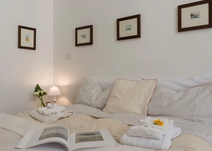 Holiday home Canonica 16 *