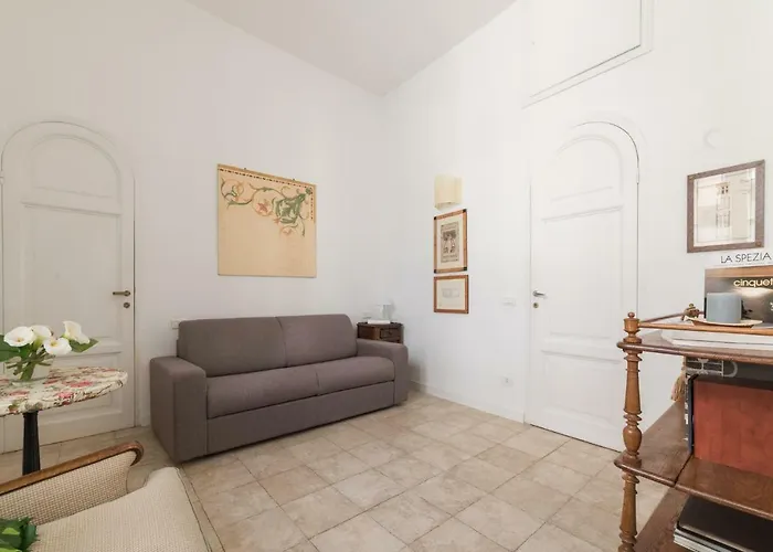 Canonica 16 Holiday home *