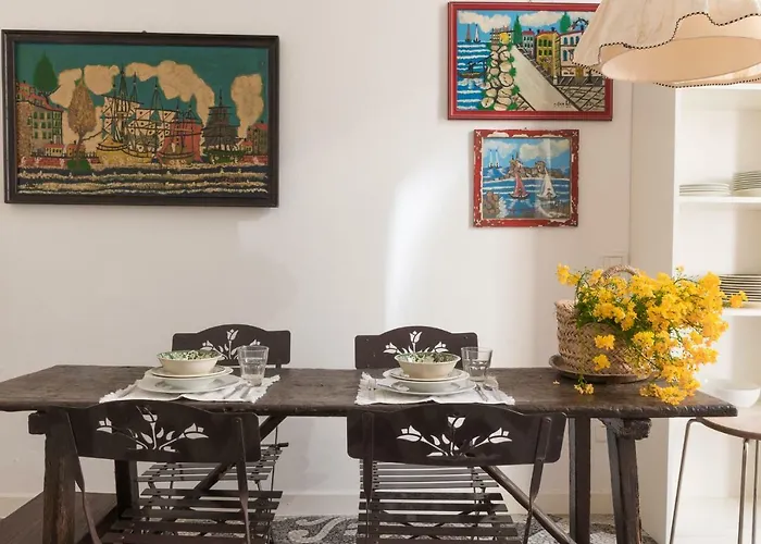 Canonica 16 Holiday home La Spezia