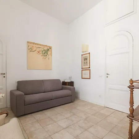 Canonica 16 Будинок відпочинку *